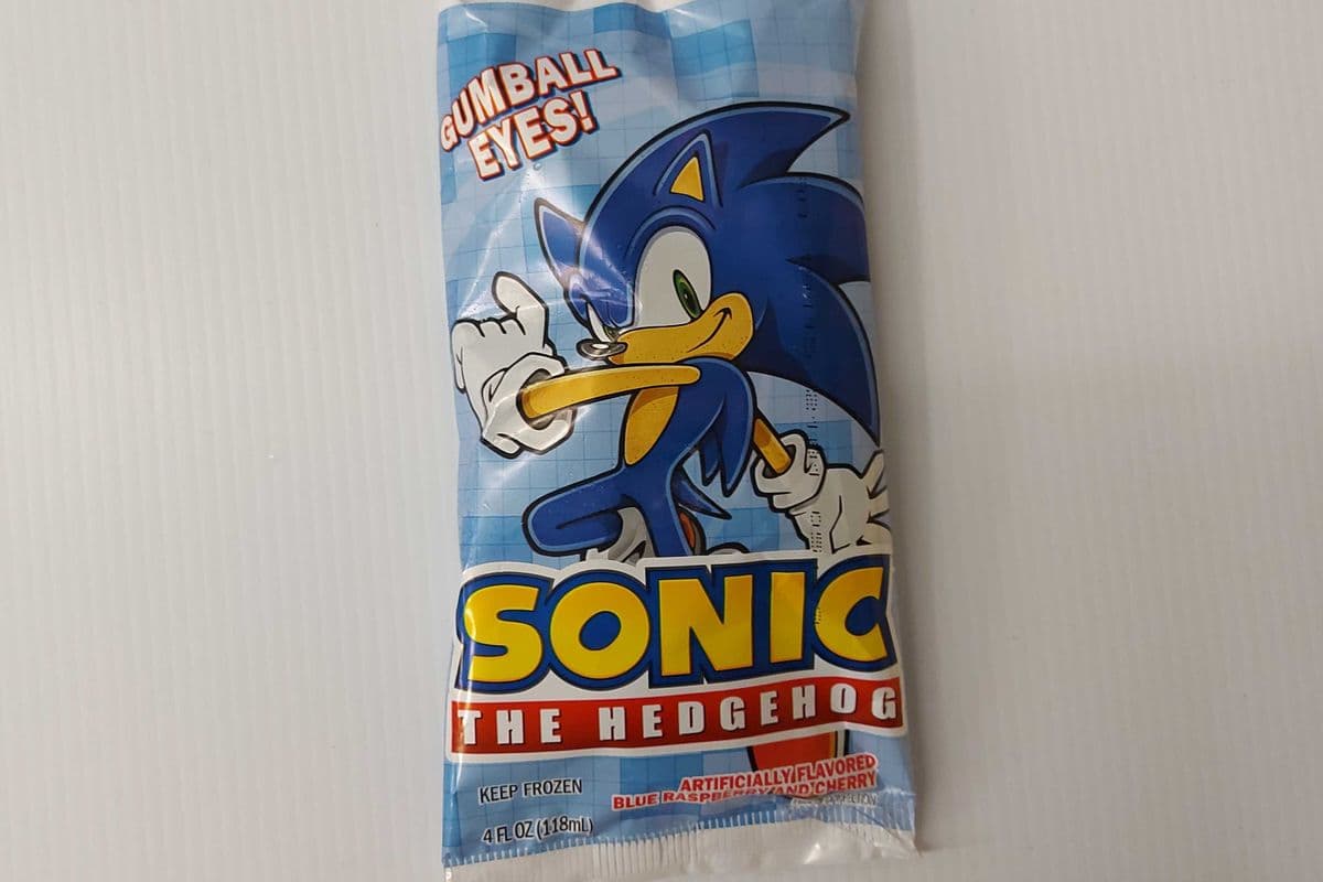 Sonic The Hedgehog Popsicle( Blue Rasberry and Cherry) (118ml)