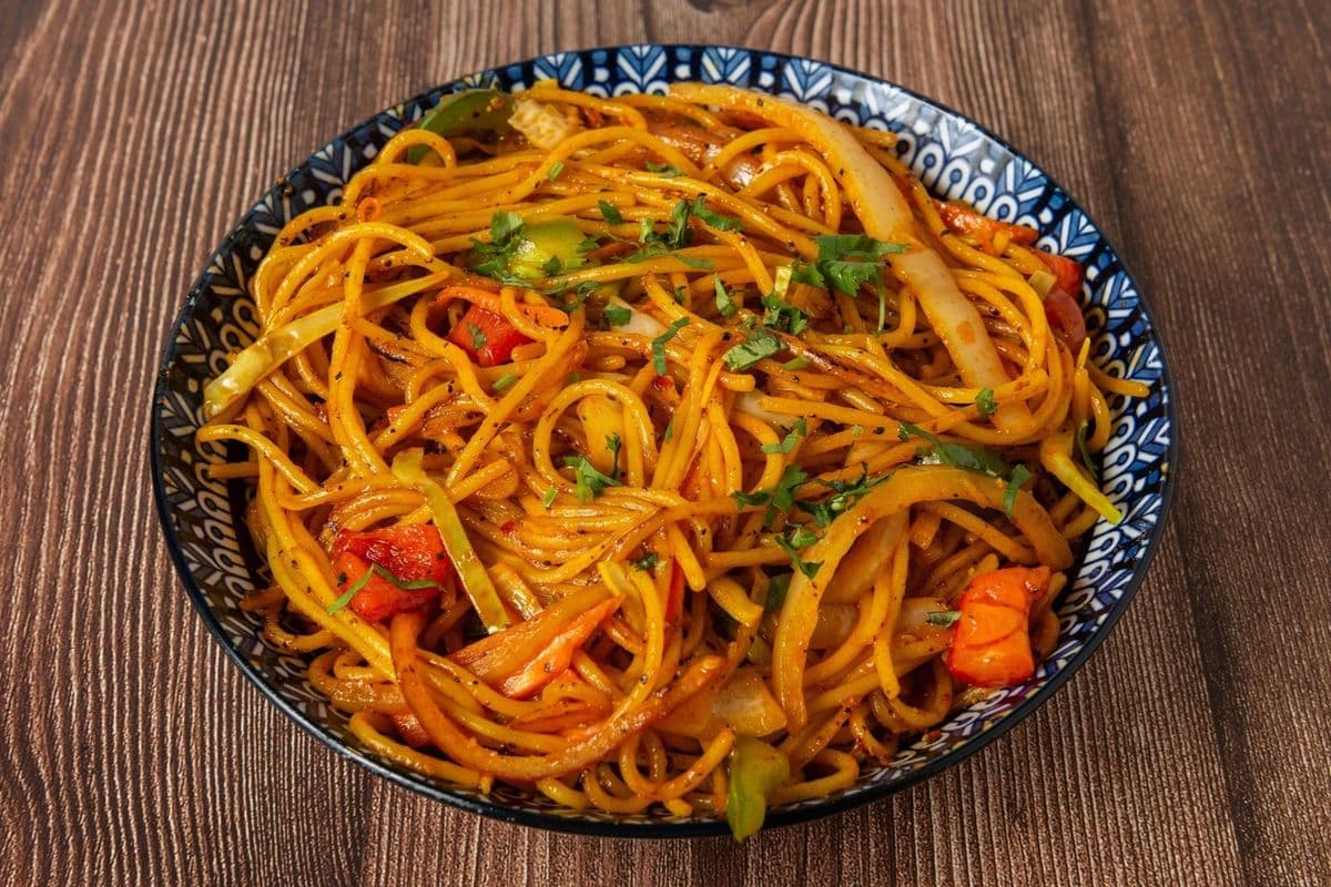 Hakka Noodles