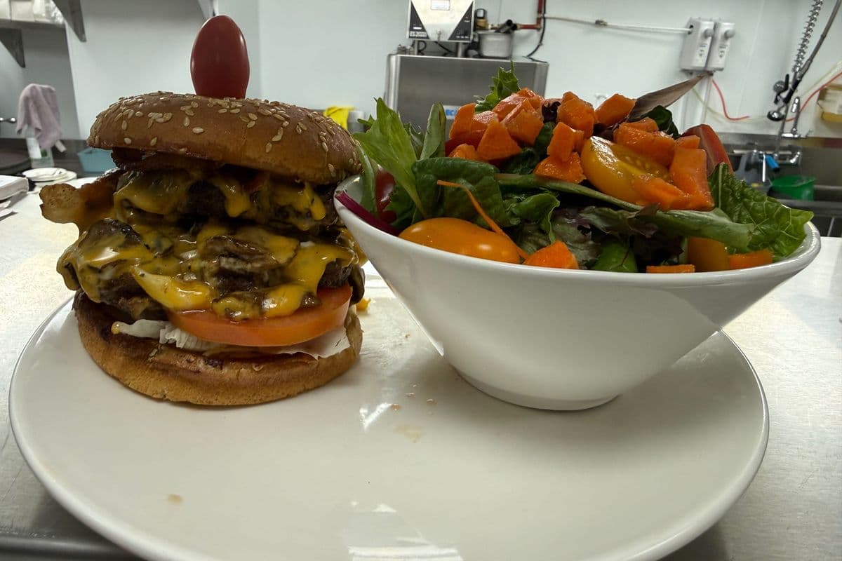 C&D Burger Deluxe