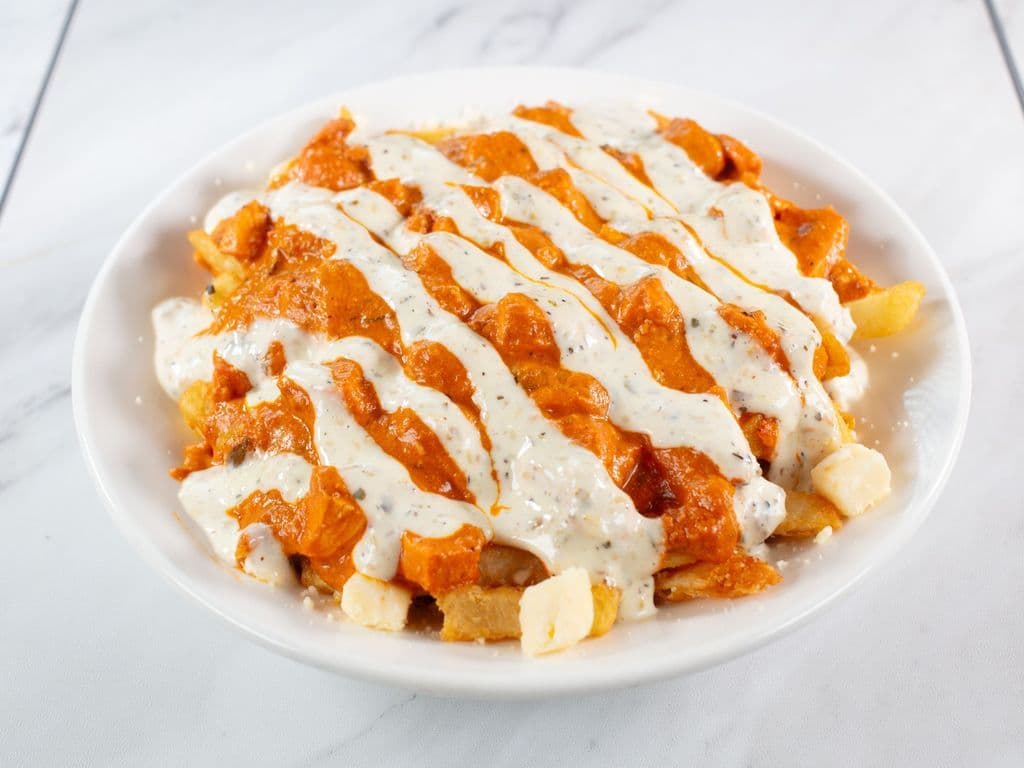 Butter chicken Poutine