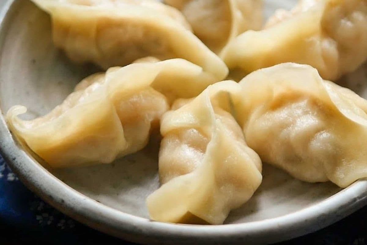 A18. Steamed Chicken Dumpling (6pcs) (蒸水饺)