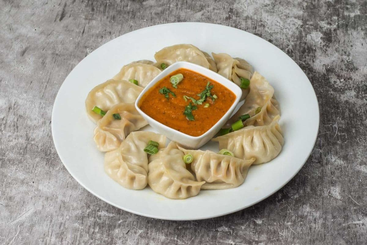 Chicken momos (10 pcs)