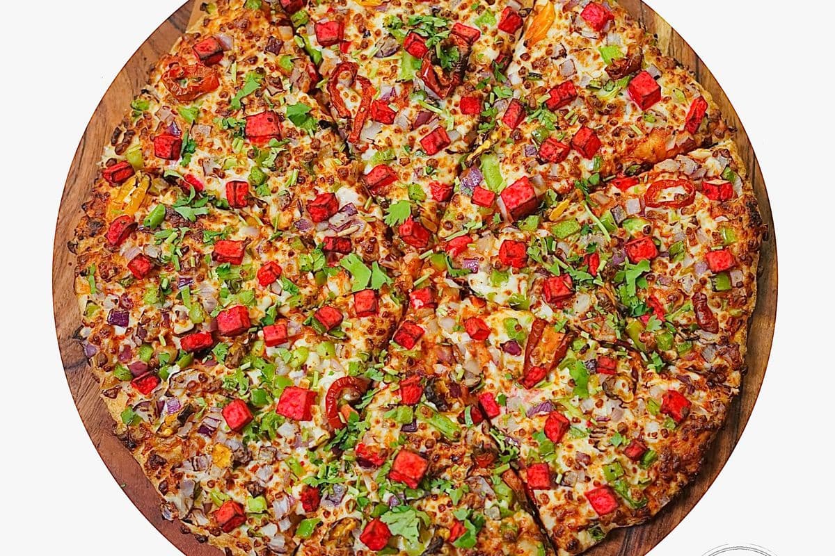 Large Tandoori Paneer Pizza
