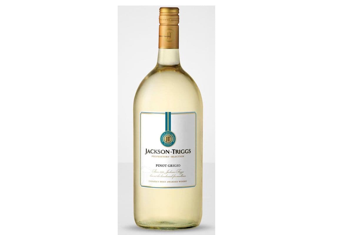Jackson Triggs Pinot Grigio (1 x 1500 ml)
