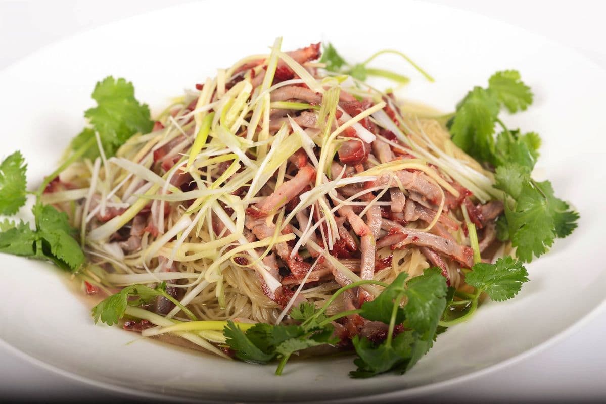 205. Sliced BBQ Pork Lo-Mein