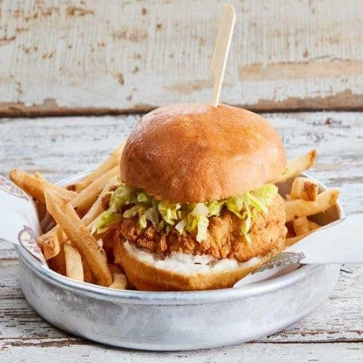 Sandwich poulet frit / Fried Chicken Sandwich