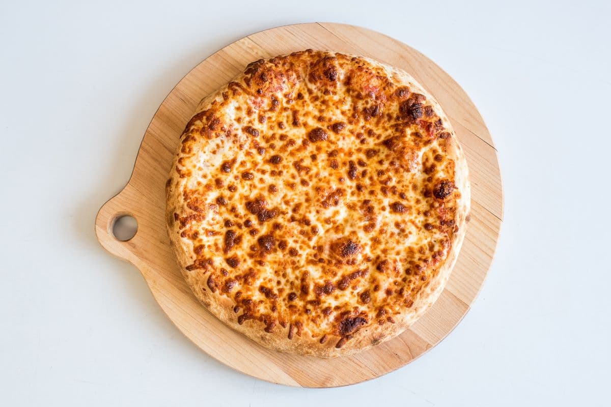 1 Pizza Pepperoni (16") / 1 Pepperoni Pizza (16")
