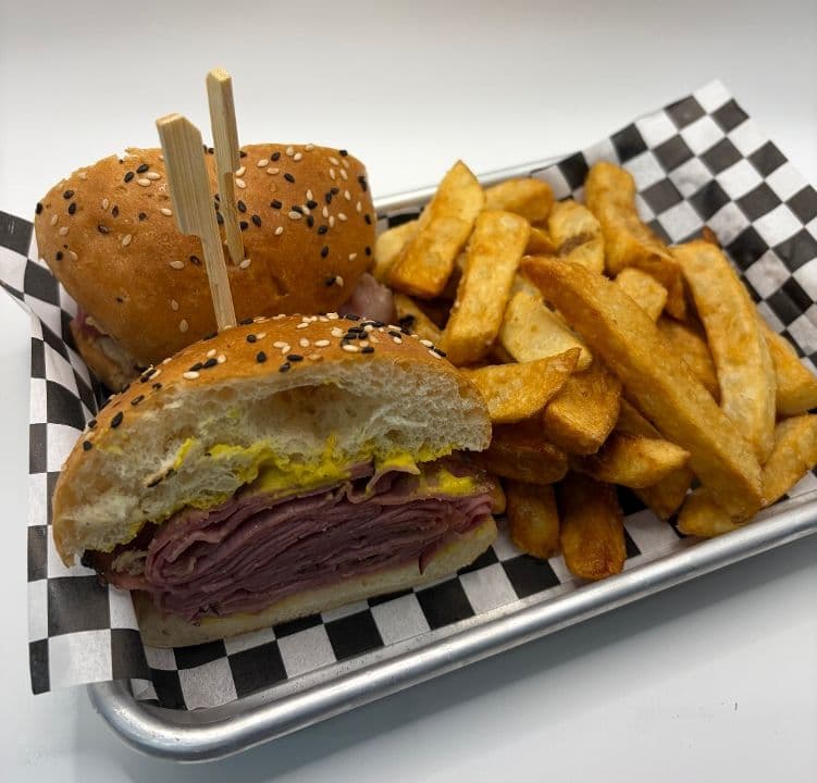 MONTREAL STYLE SMOKED MEAT