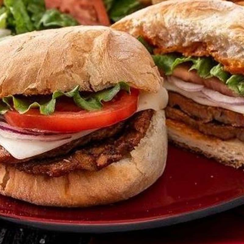 Sandwich deluxe bifana (escalopes porc) / Deluxe Bifana Sandwich (Pork Escalopes)
