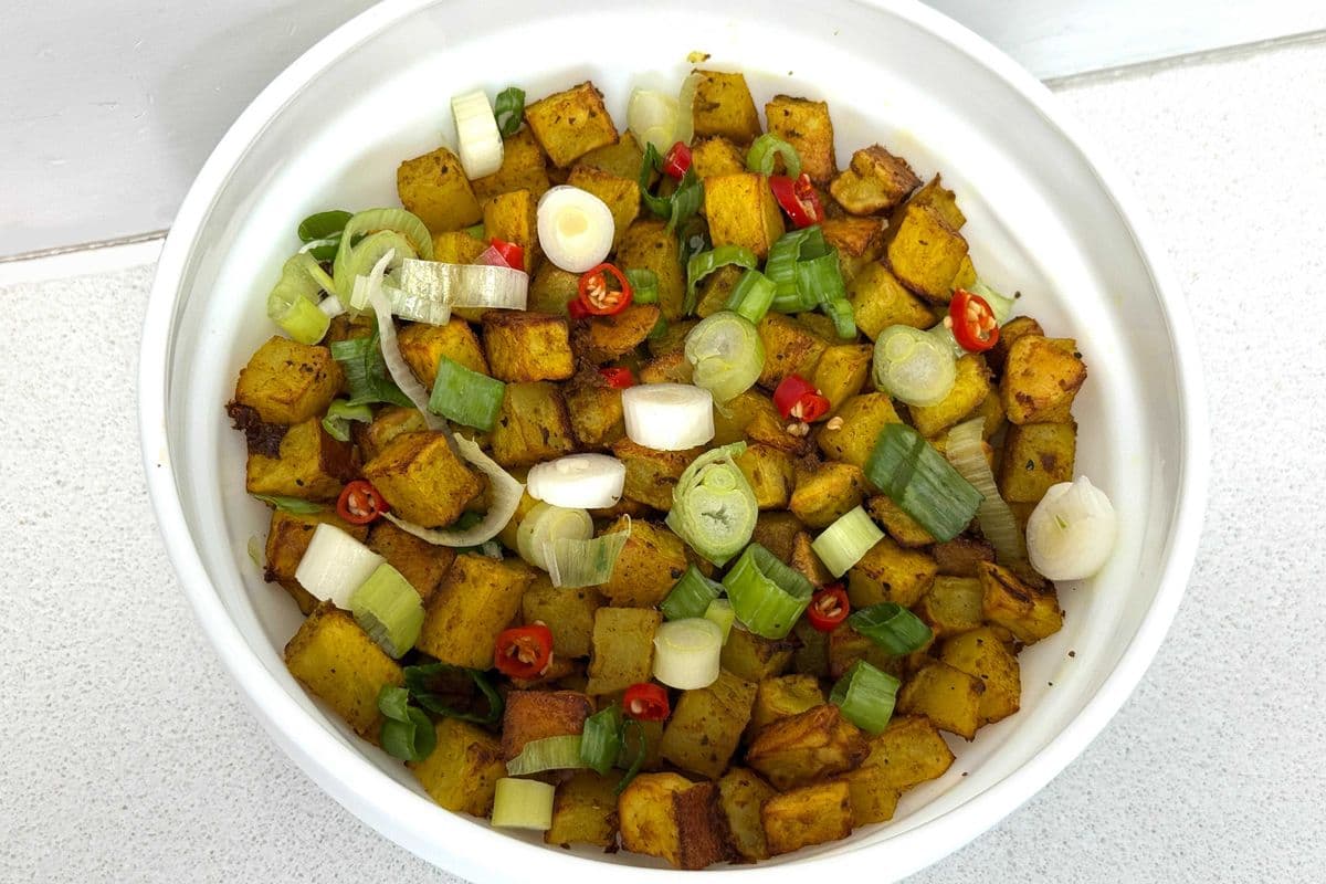 Vegan Curry Potato Cubes