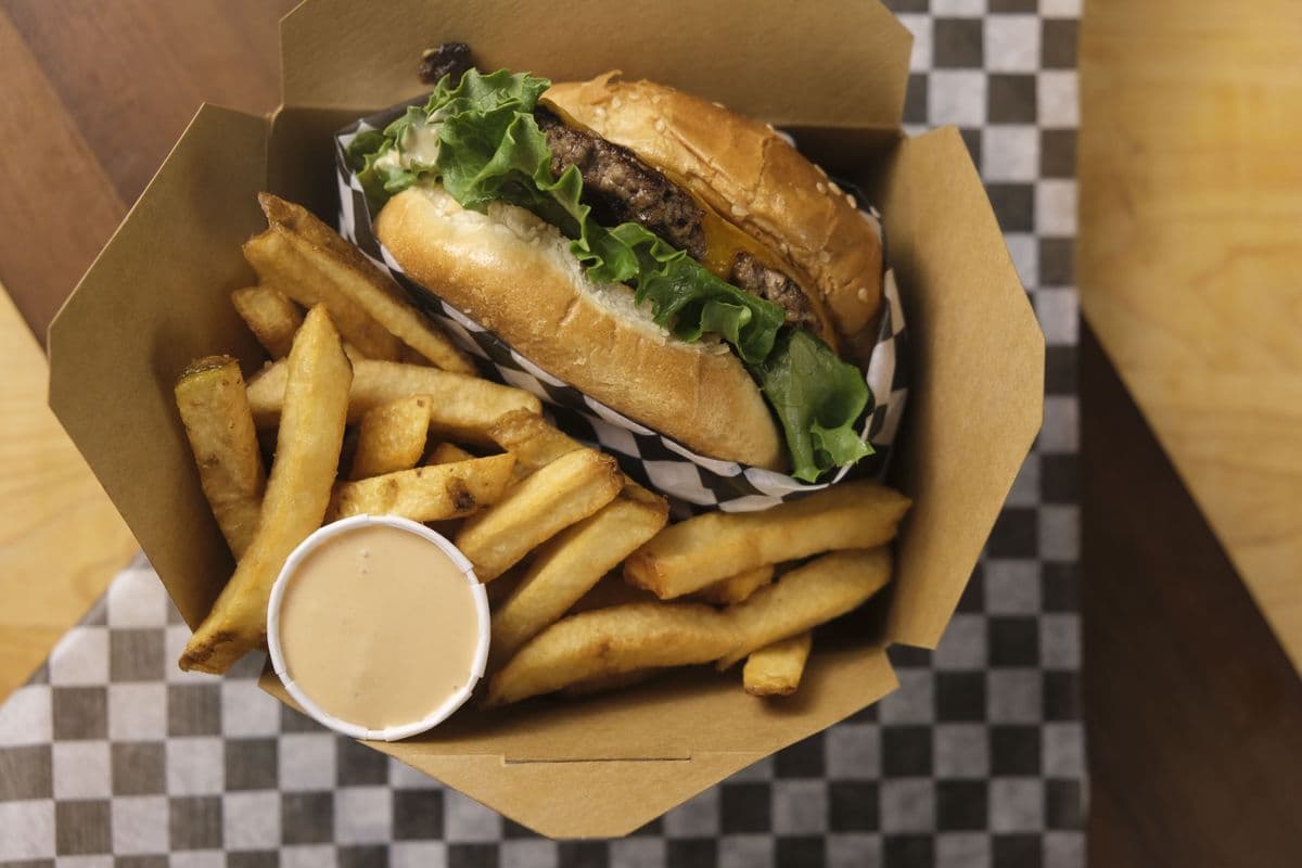 Classic Smash Burger