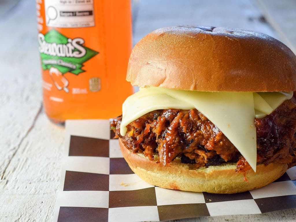 Combo Burger Porc effiloché fumé BBQ 