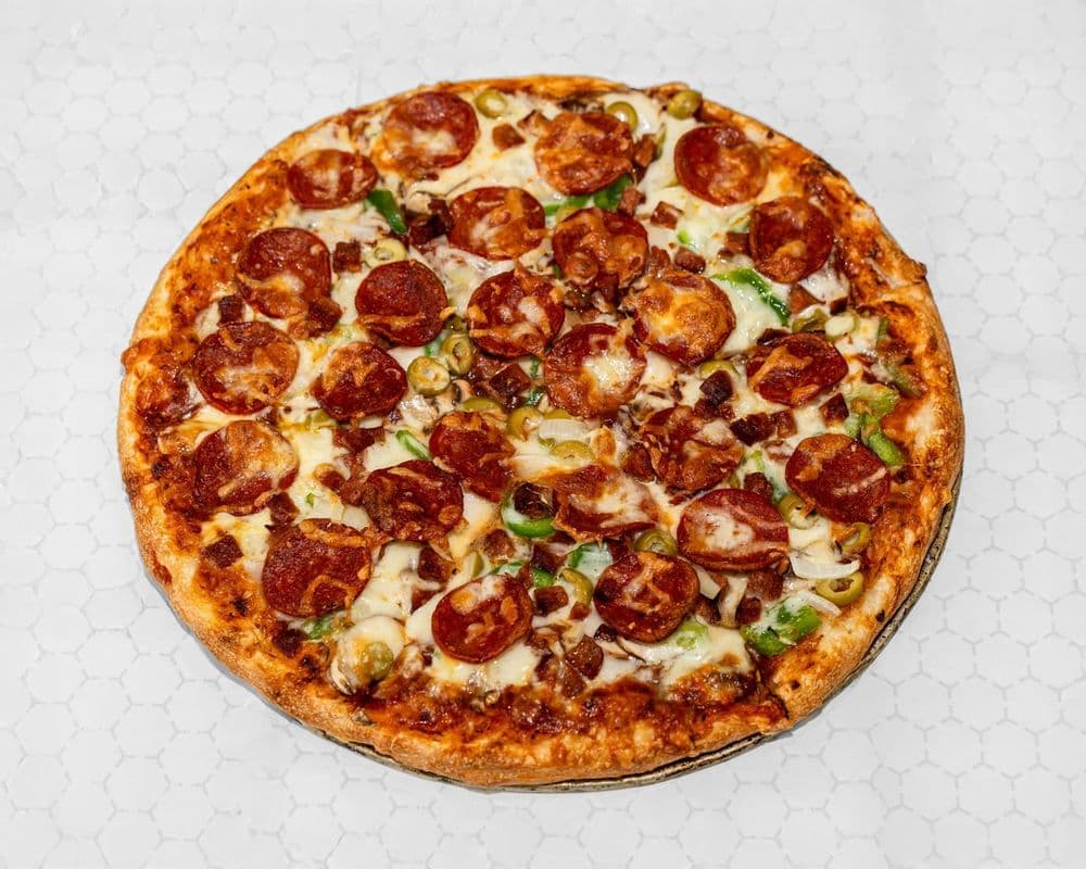 XL Deluxe Pizza
