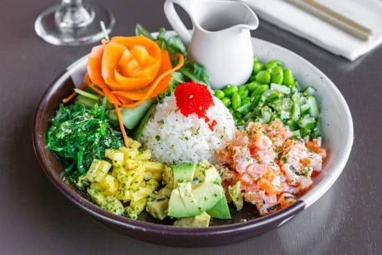 Poke saumon