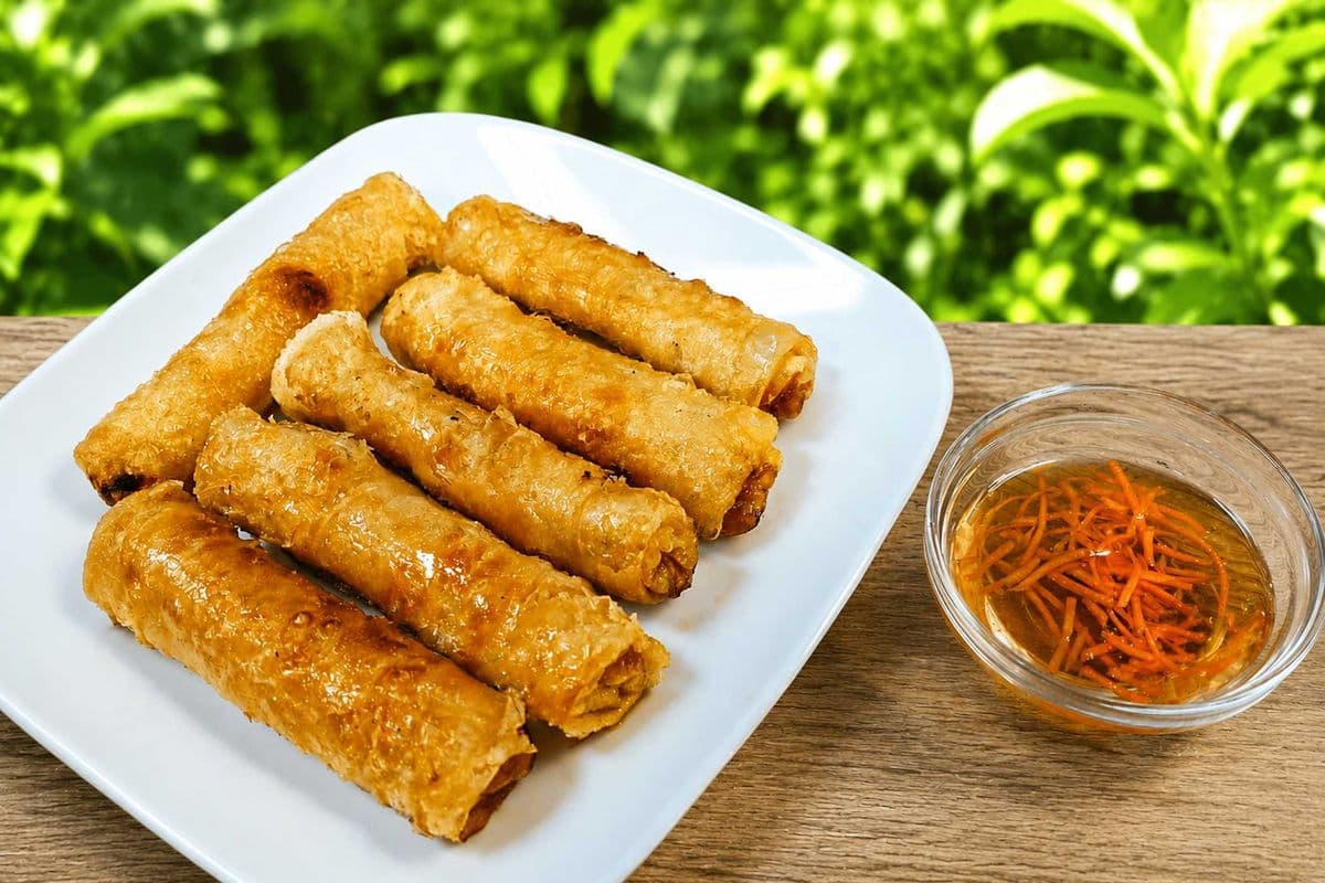 1. Vietnamese Spring Roll (6 pcs)