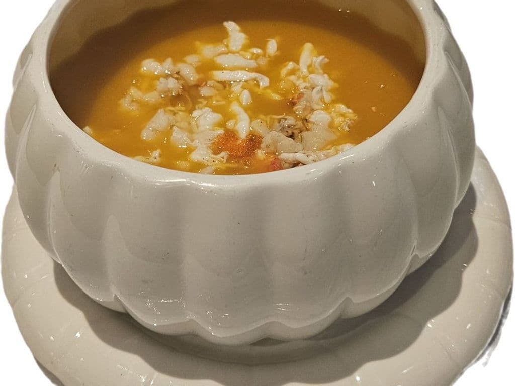202 (Large) Fresh Lobster Meat pumpkin soup(例)