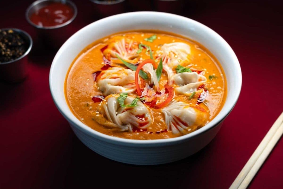 Jhol Momo Chicken