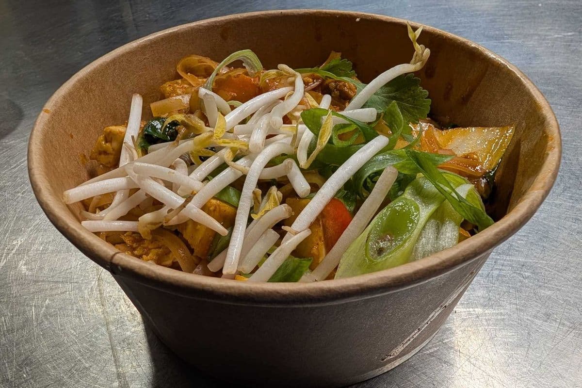 Famous Pad Thai - Lunch Special