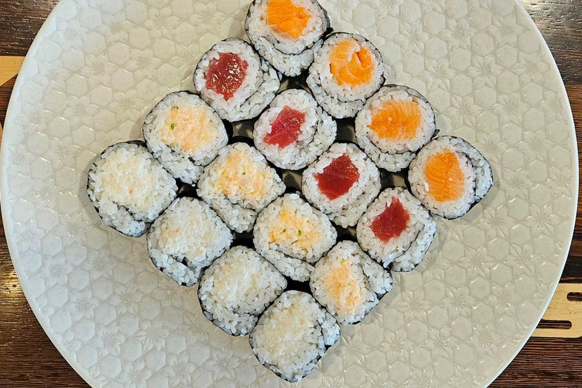 Traditional 16 Cuts Roll