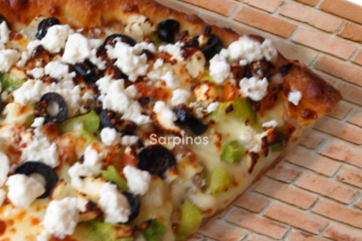 14" Greek Beef Feta Pizza (Large (14"))