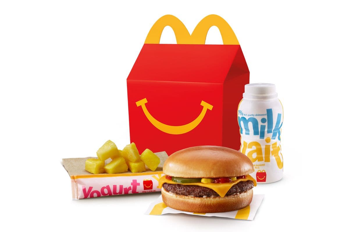 Happy Meal Cheeseburger with Pineapple Chunks [380-490 Cals]
