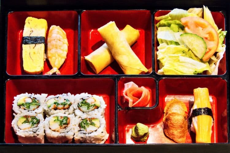 B11. Sushi and California Roll Lunch Bento