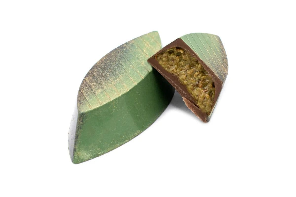 Dubai Chocolate Leaf