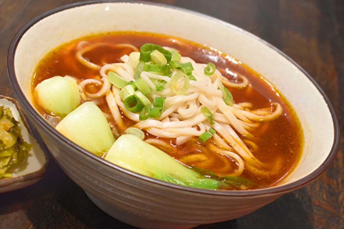 Signature Noodle Soup (NO MEAT)紅燒湯麵