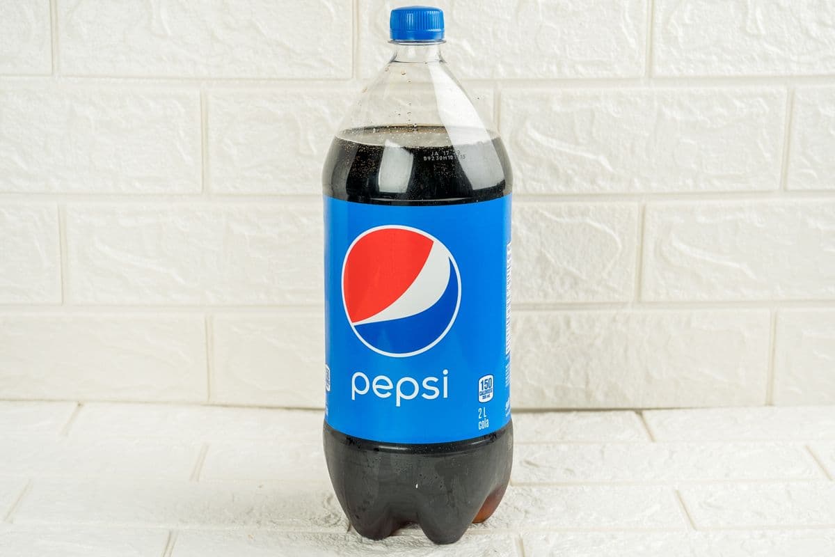 Bottled Pop (2 L)