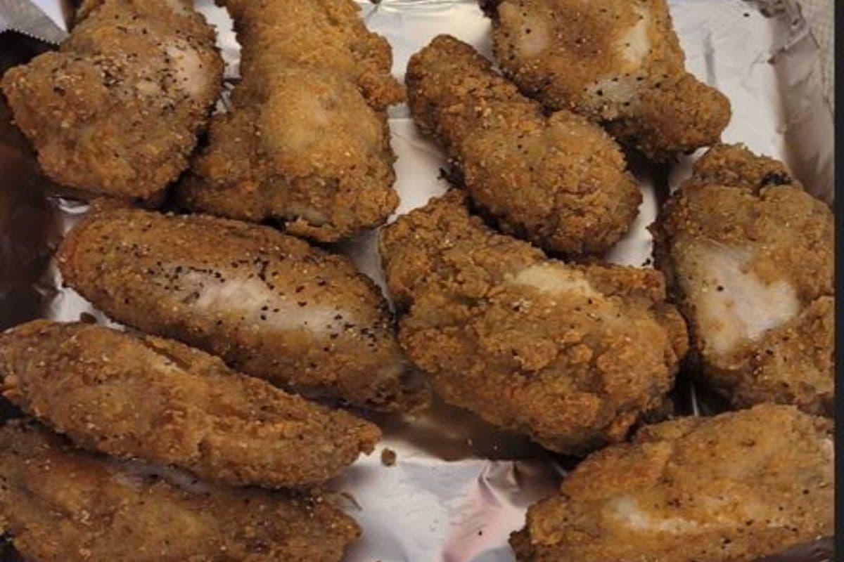 Chicken Wings Breaded (4 Pcs)