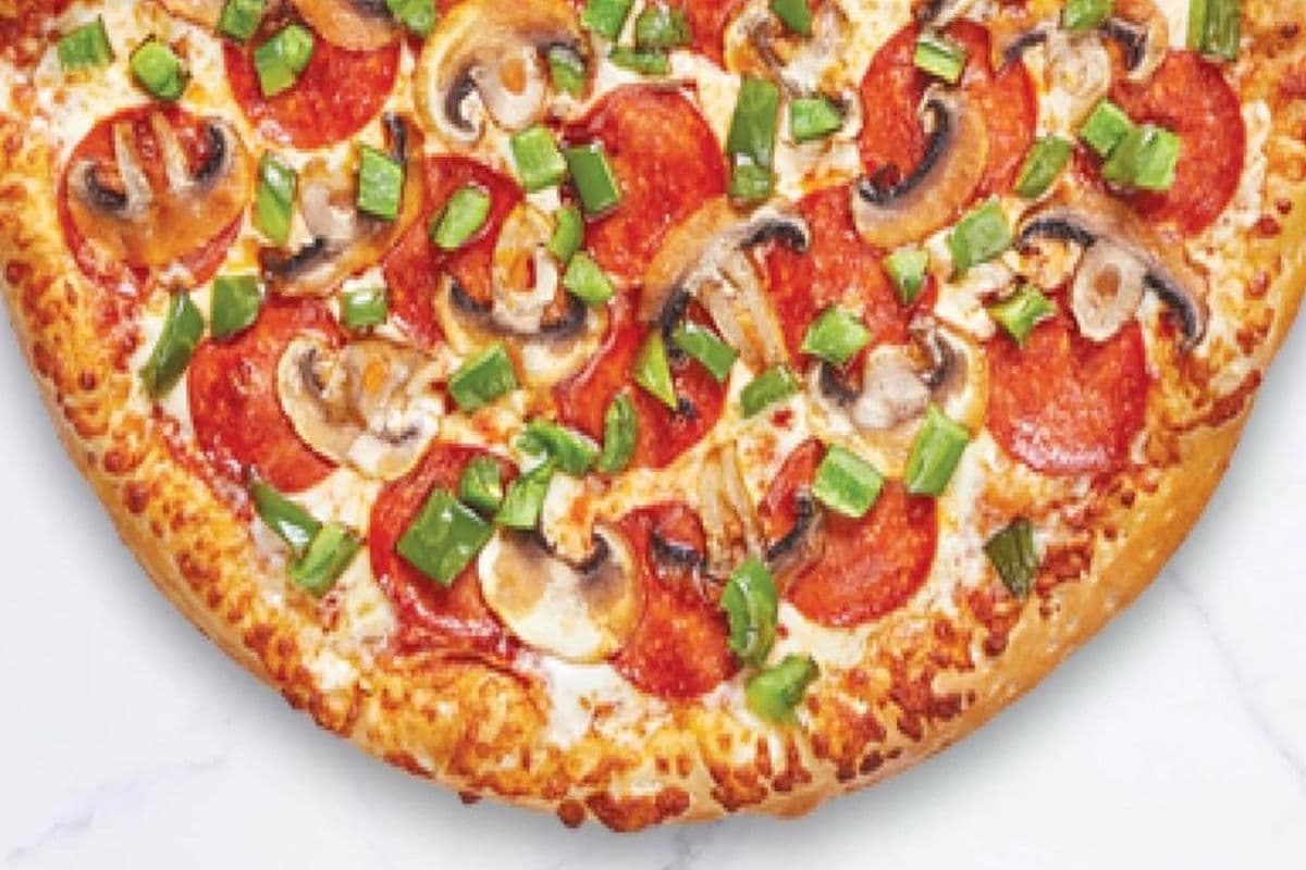 14" Large Royal Pizza