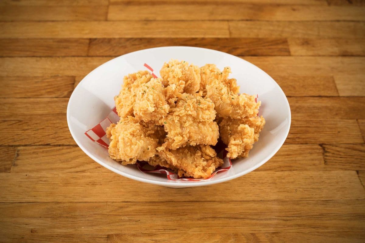 C7. Crispy Chicken Bites (10 pcs)