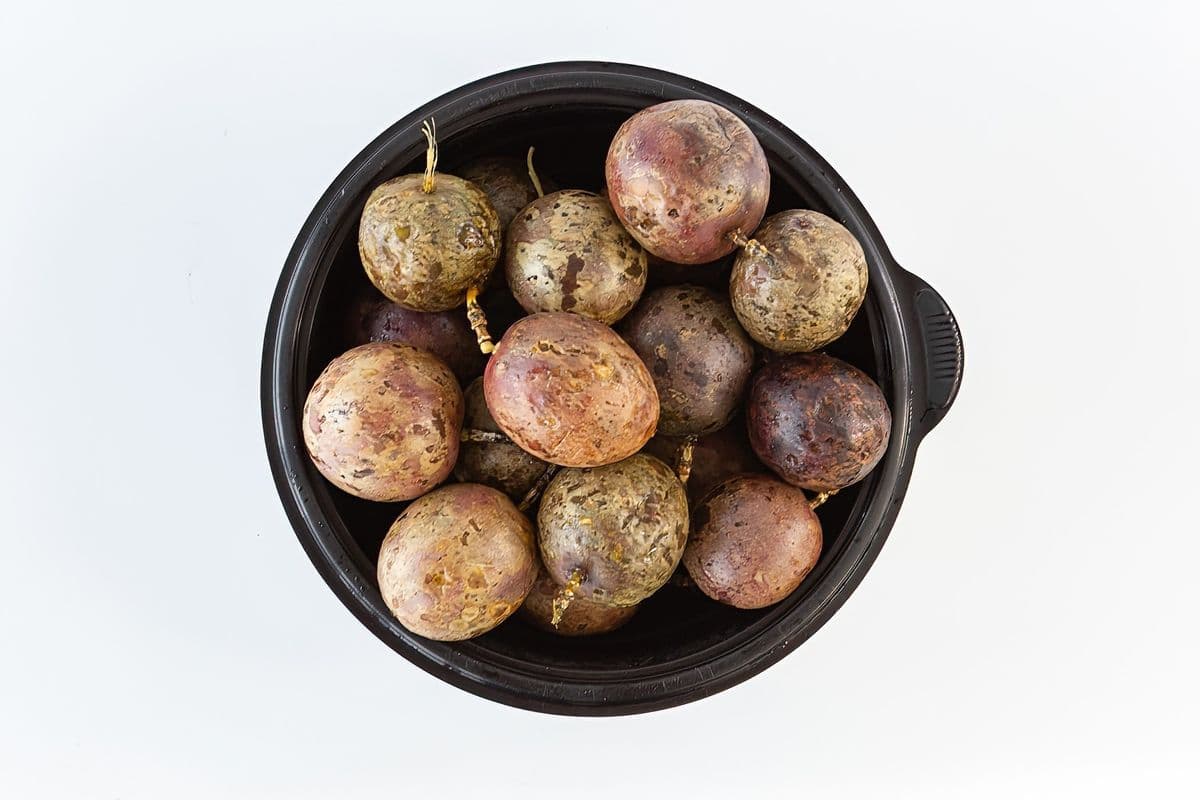 Passion Fruit / Butunda