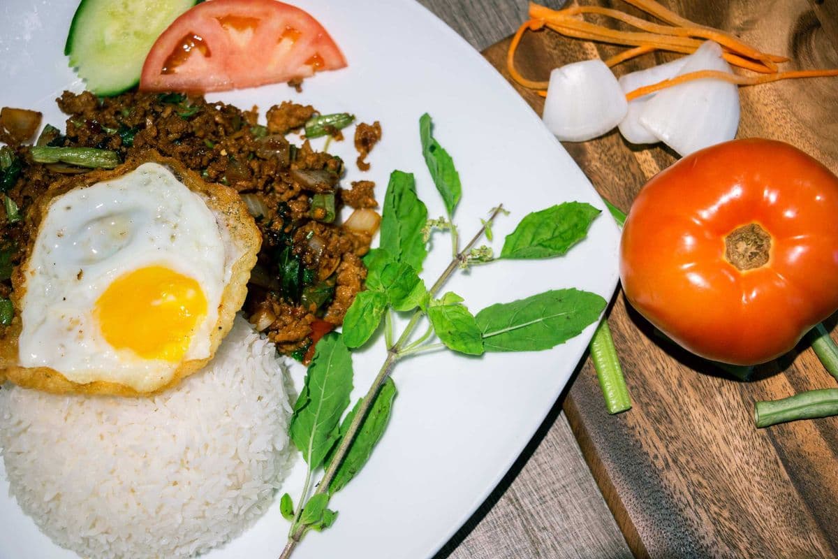 FR2 . Spicy Thai Basil - Pad Kra Prao