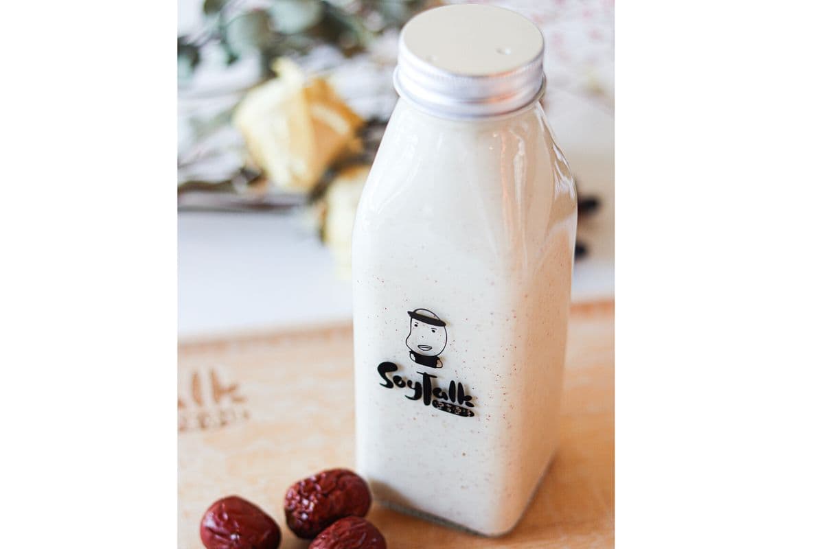 Red Jujube Soy Milk  (紅棗濃豆乳)