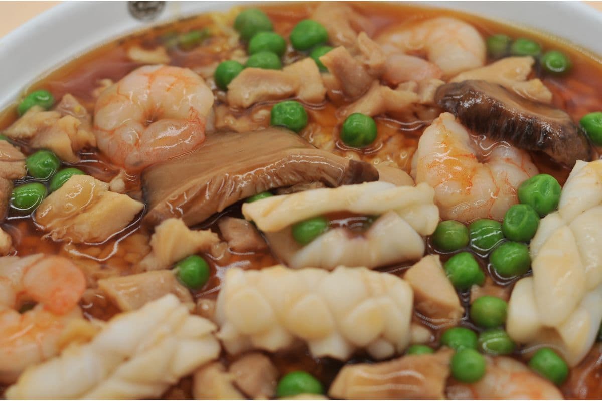 K5. Seafood and Chicken Fried Rice in Fukien-Style