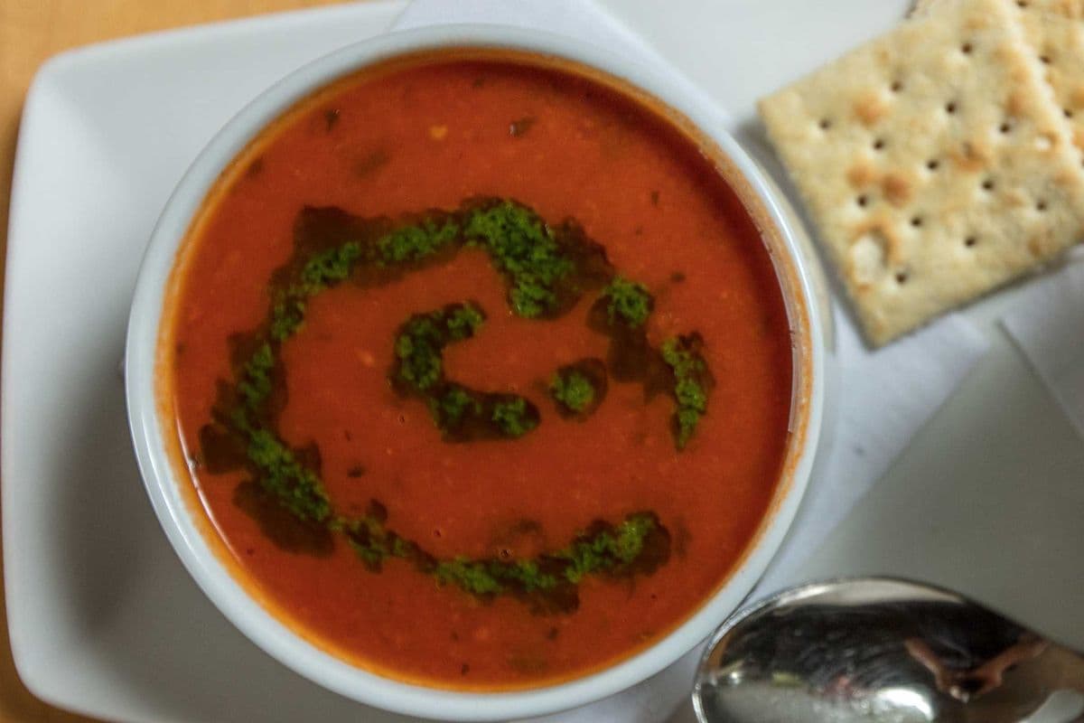 Roasted Garlic Tomato Soup