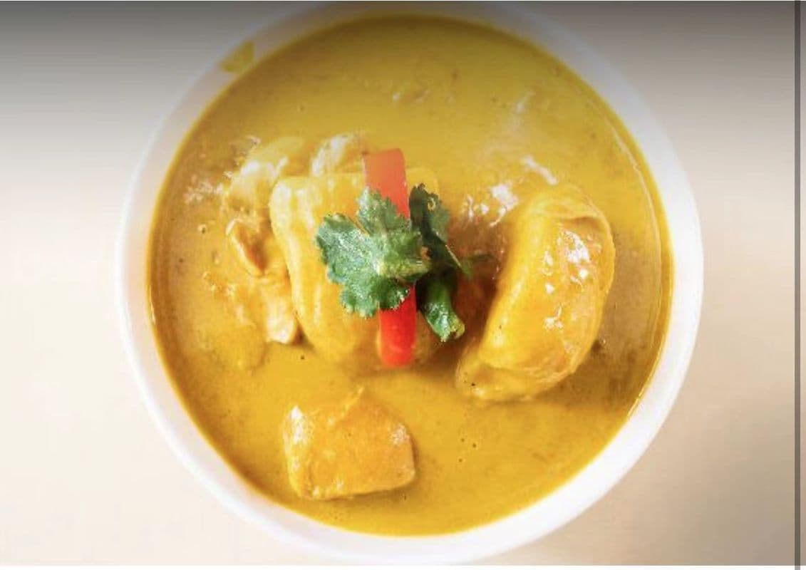 42. Gaeng Garee Gai