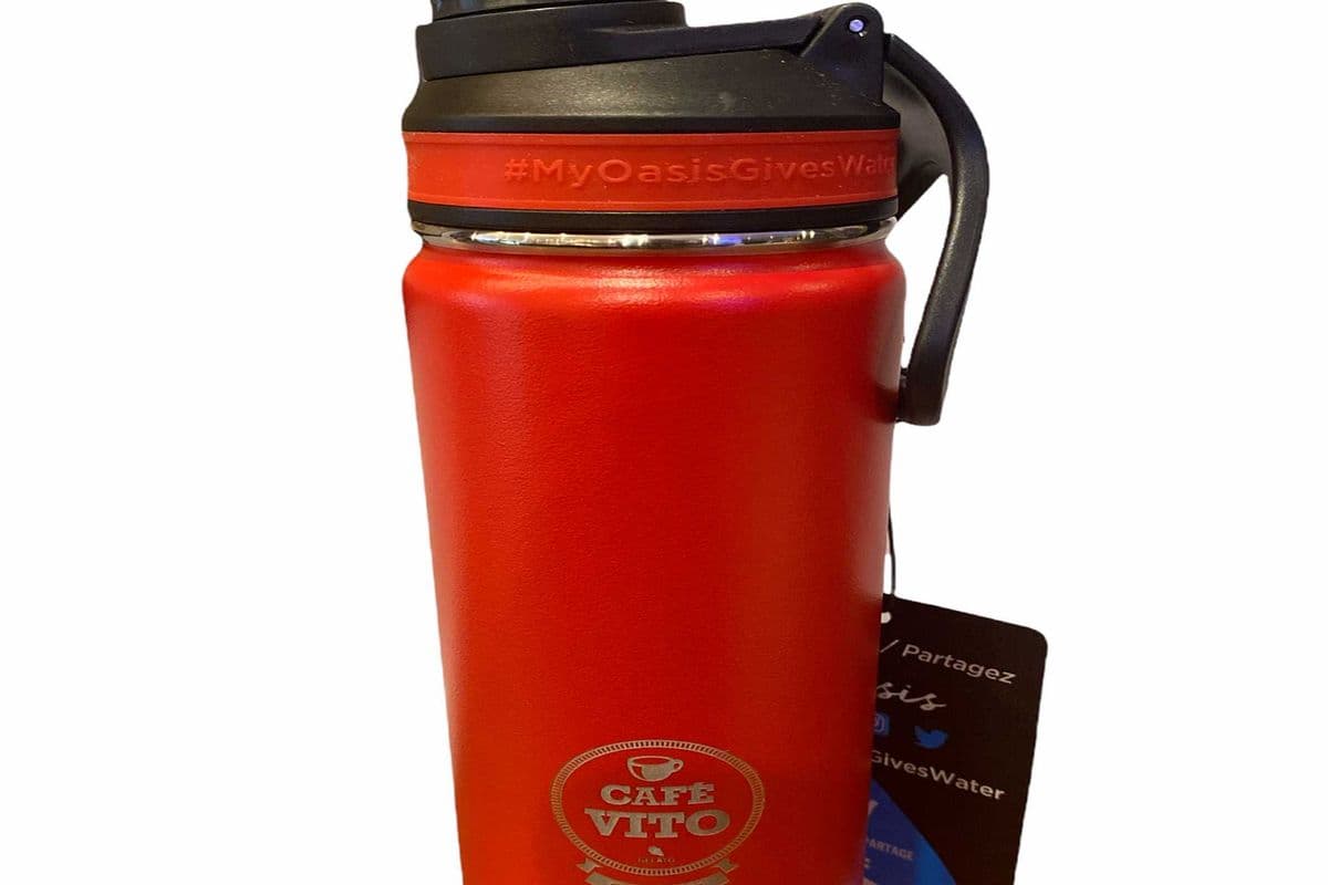 Bouteille d'eau à infuseur de fruits OASIS (rouge flamme) - 650 ml/22 fl. onces