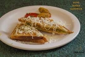 Aloo Mutter Cheese Sandwich