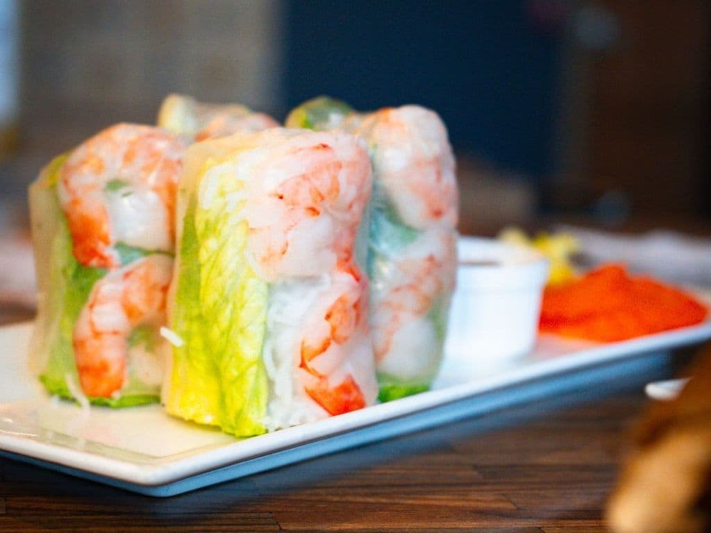 SUMMER ROLLS