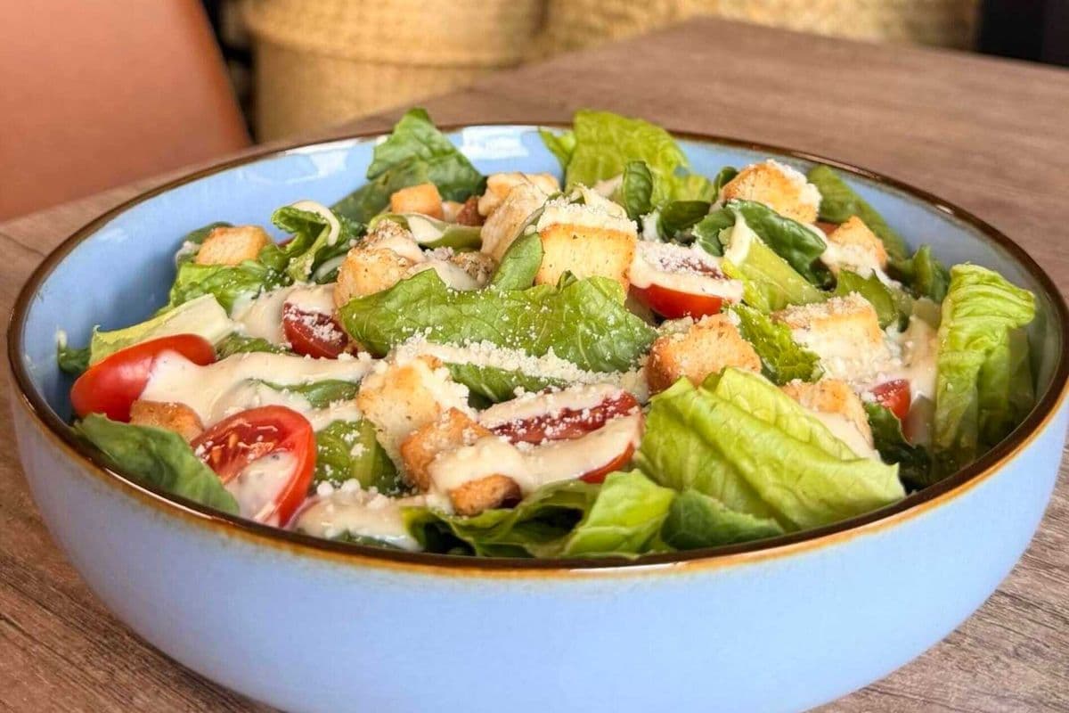 Caesar Salad with Tomatoes