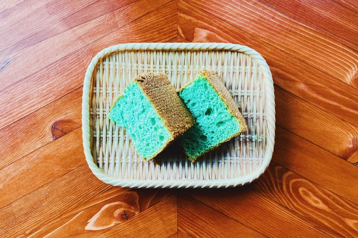 Pandan Chiffon Cake (2 pcs)