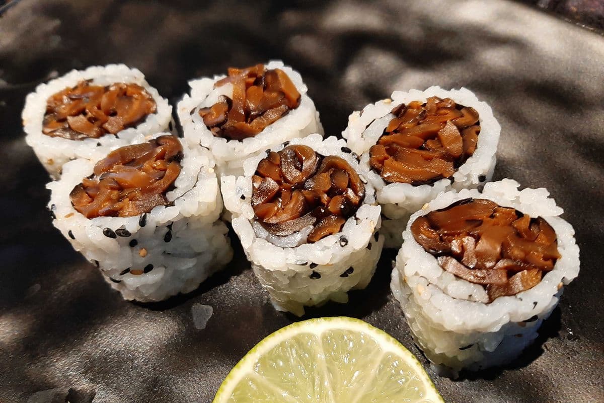 Shiitake Mushroom Roll