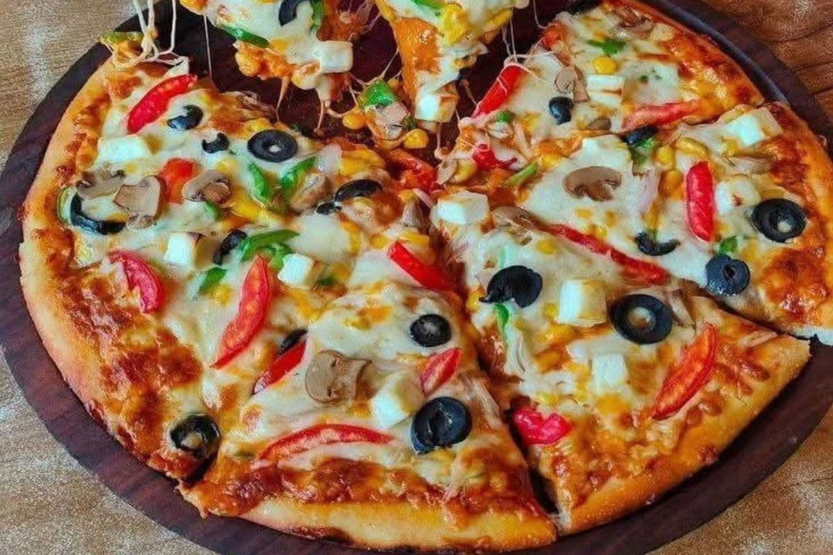 20. 12" Medium Desi Vegetarian Indian Pizza