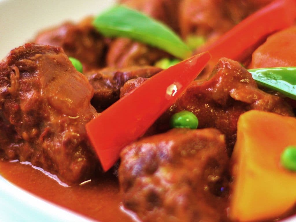 BB. Tropical Tomato Beef Stew | Beef Kaldereta