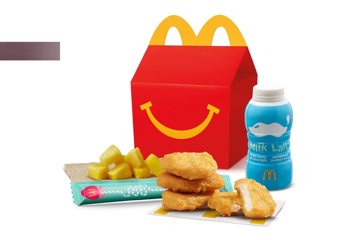 Happy Meal 4 McNuggets with Pineapple Chunks [300-490 Cals]