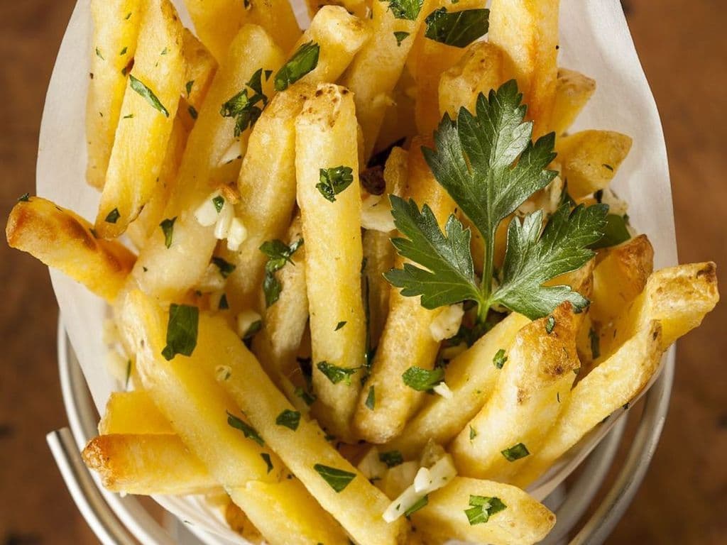 L Garlic Fries