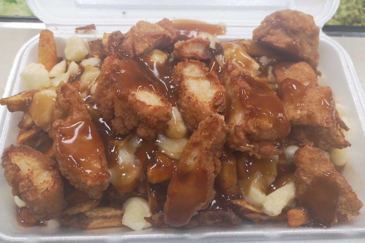 Fried Chicken Poutine