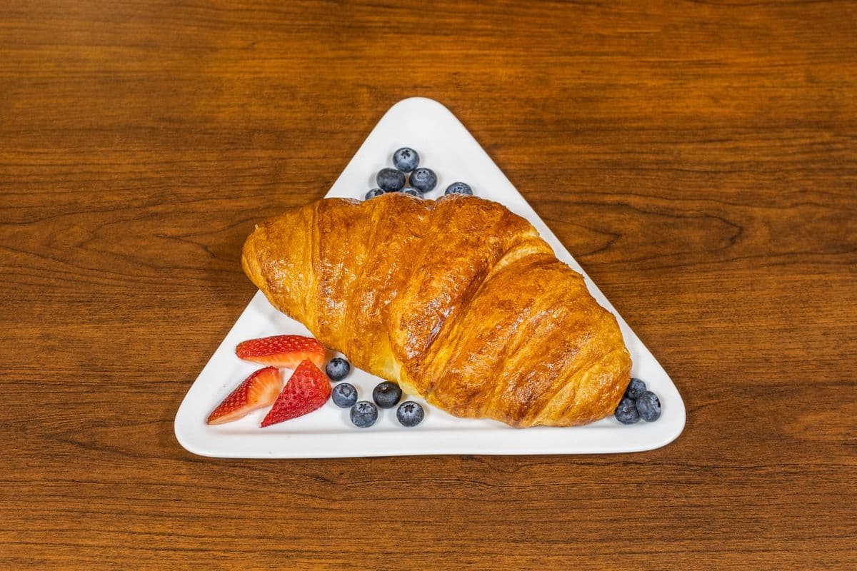 Croissants Frais Faits Maison / Fresh Homemade Croissants